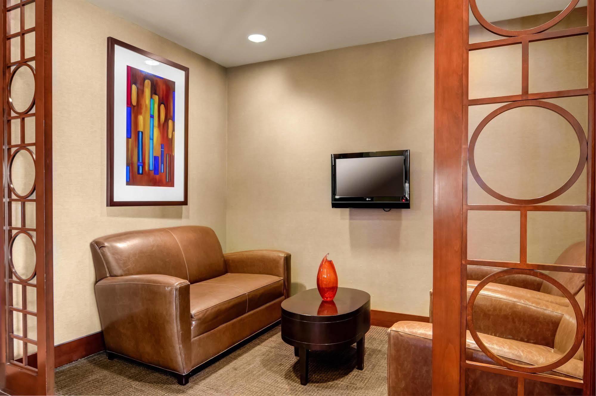 Hyatt Place Atlanta Alpharetta North Point Mall Екстер'єр фото