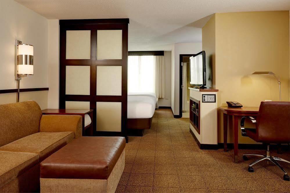 Hyatt Place Atlanta Alpharetta North Point Mall Екстер'єр фото