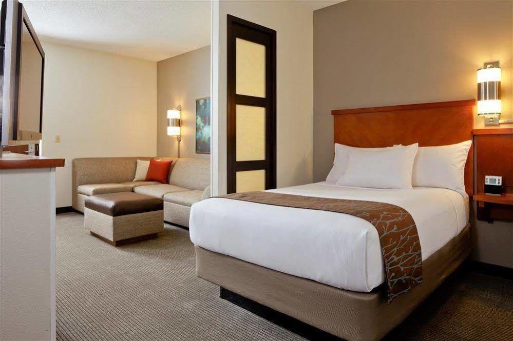 Hyatt Place Atlanta Alpharetta North Point Mall Екстер'єр фото