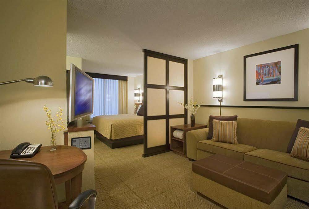 Hyatt Place Atlanta Alpharetta North Point Mall Екстер'єр фото